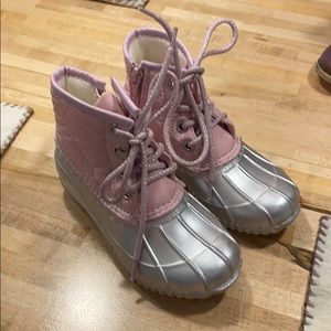 Toddler duck boots